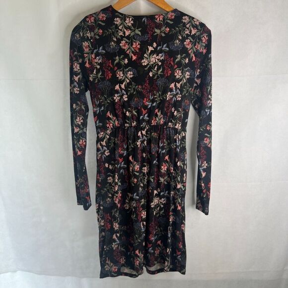 BCBGeneration NWOT Vneck Faux Wrap Dress Black Floral Long Sleeves Sz XS - Picture 2 of 8